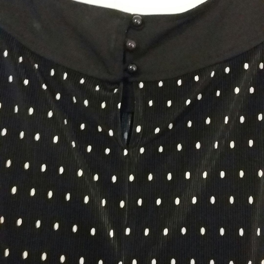 Dress - Picture 6 of 7